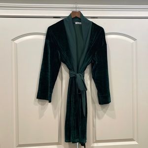 Hunter green velvet robe, size L